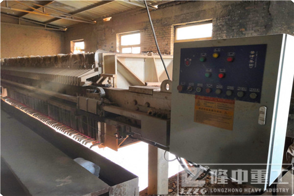 環(huán)保廂式壓濾設備的給料壓力應該怎么控制