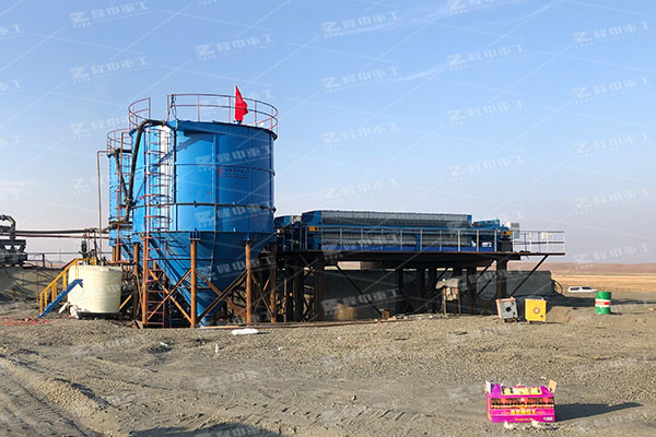 污泥壓濾機濾板為什么會變形？是什么原因引起的？