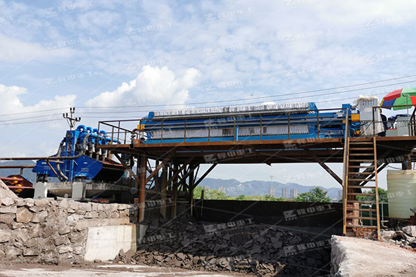 板框壓濾機(jī)型號選擇需要注意哪些？這些因素你考慮到了嗎？